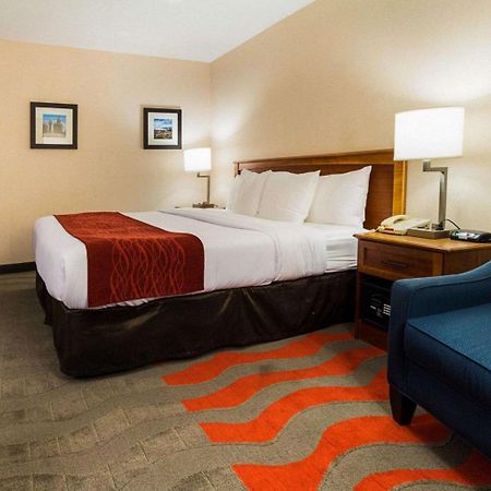 Comfort Inn & Suites Airport Syracuse Buitenkant foto