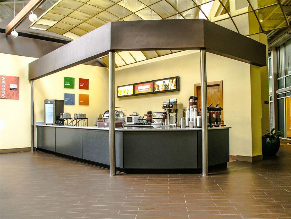 Comfort Inn & Suites Airport Syracuse Buitenkant foto