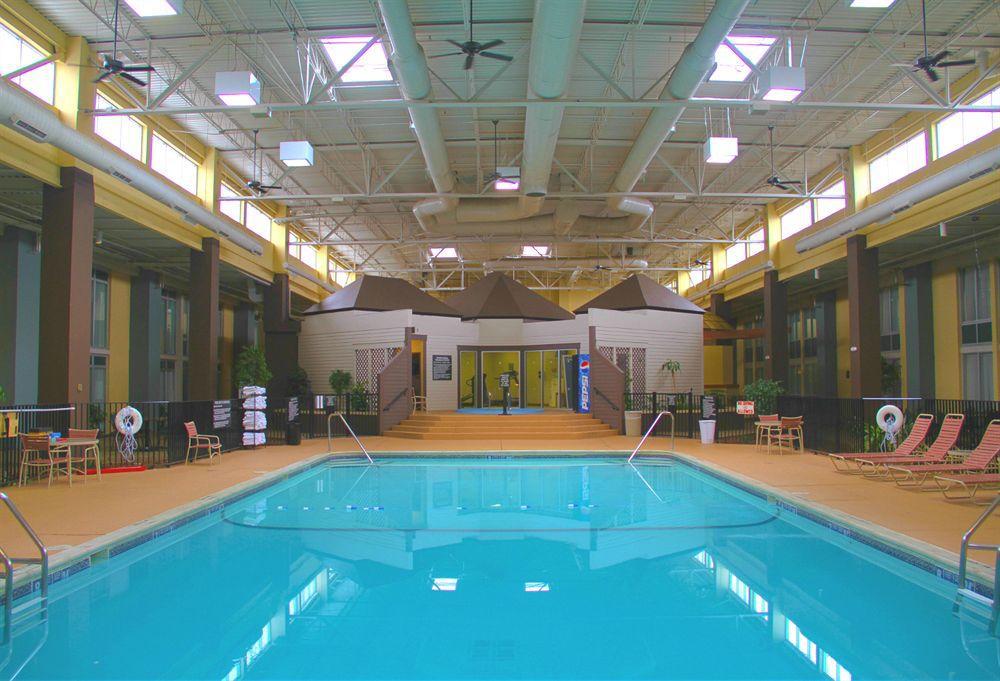 Comfort Inn & Suites Airport Syracuse Buitenkant foto