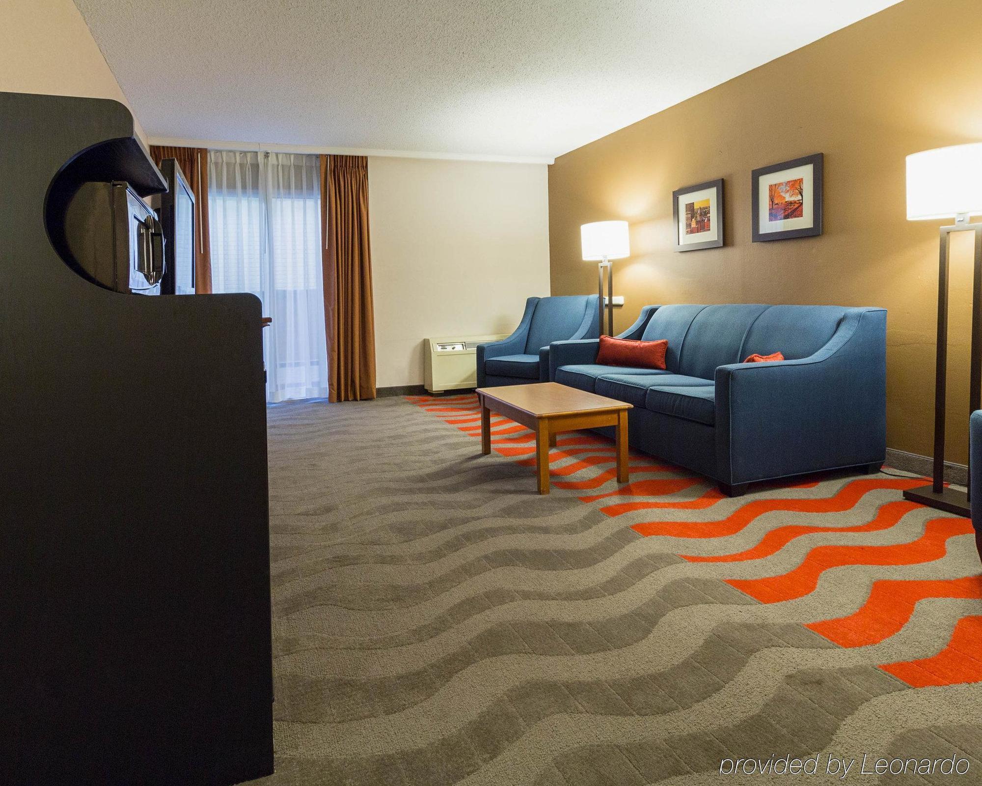 Comfort Inn & Suites Airport Syracuse Buitenkant foto
