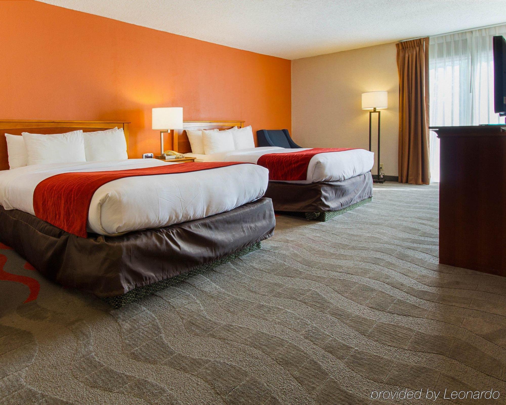 Comfort Inn & Suites Airport Syracuse Buitenkant foto