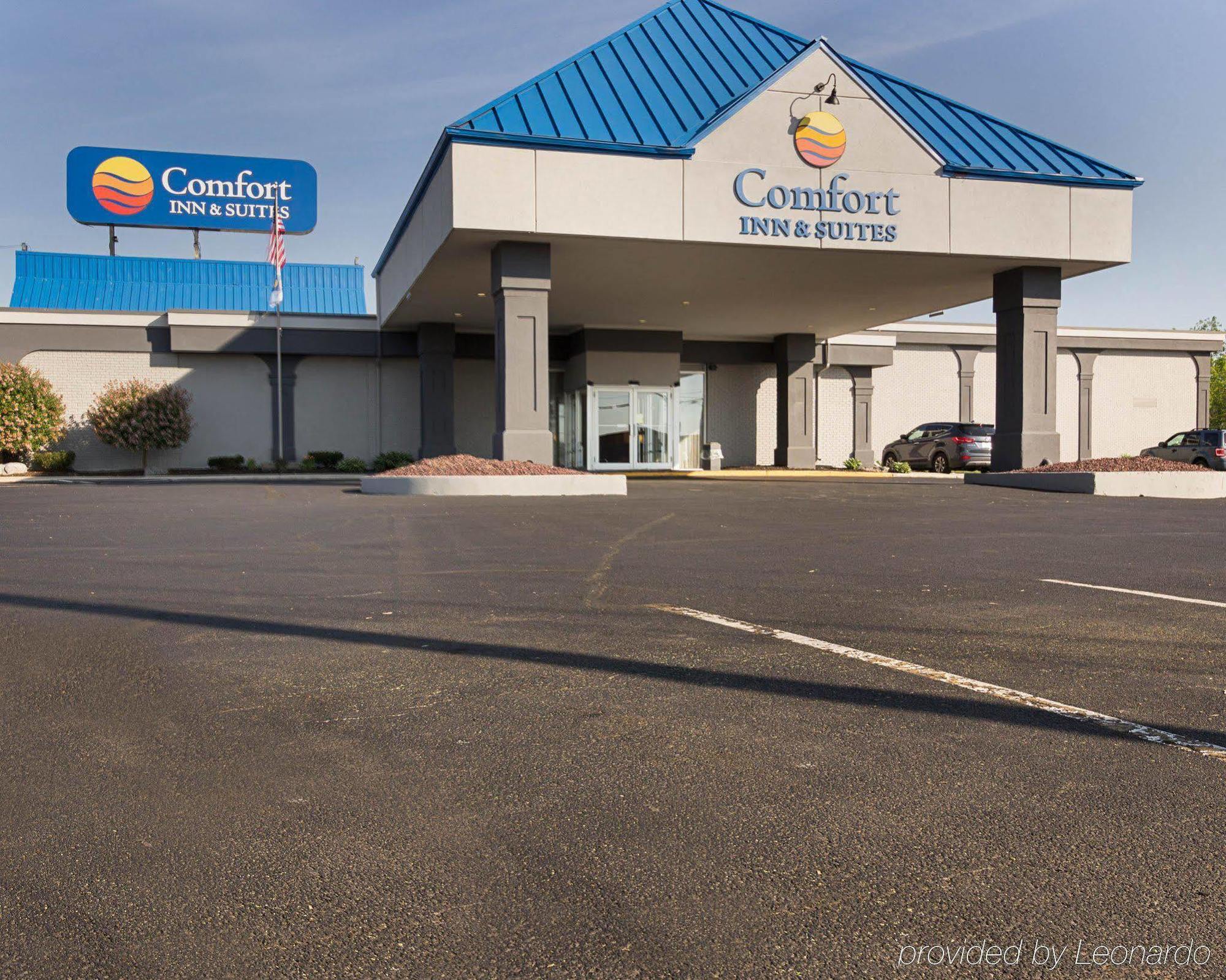 Comfort Inn & Suites Airport Syracuse Buitenkant foto