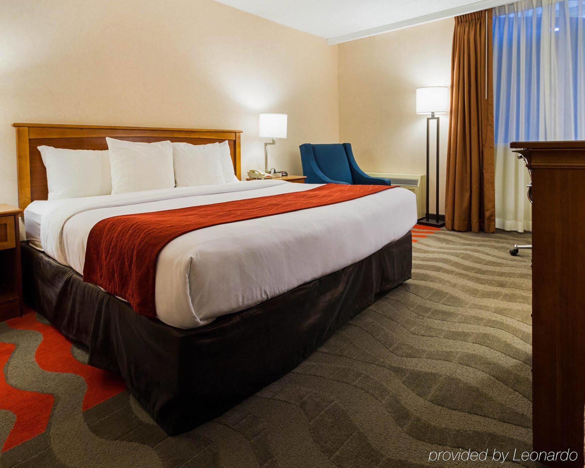 Comfort Inn & Suites Airport Syracuse Buitenkant foto
