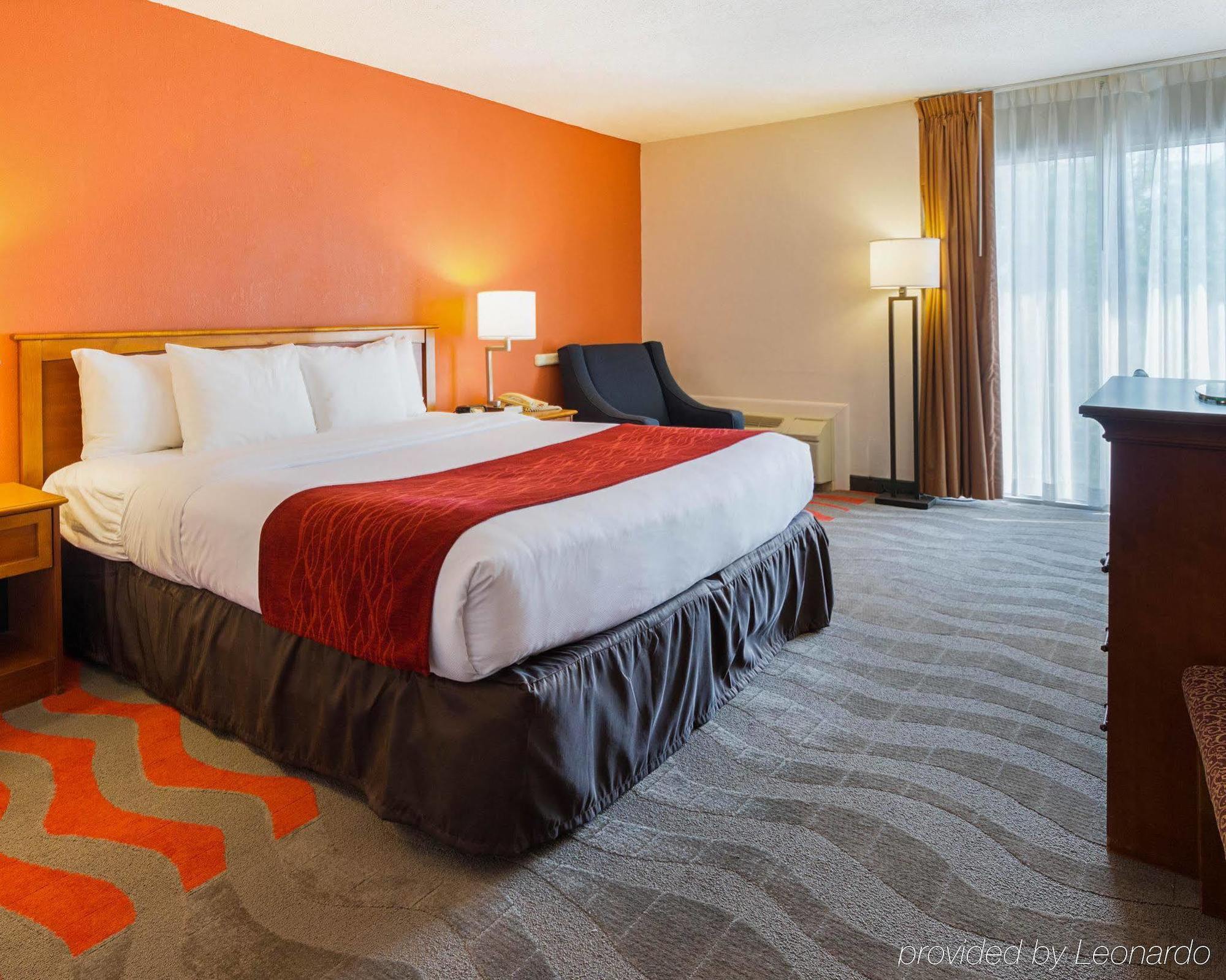Comfort Inn & Suites Airport Syracuse Buitenkant foto