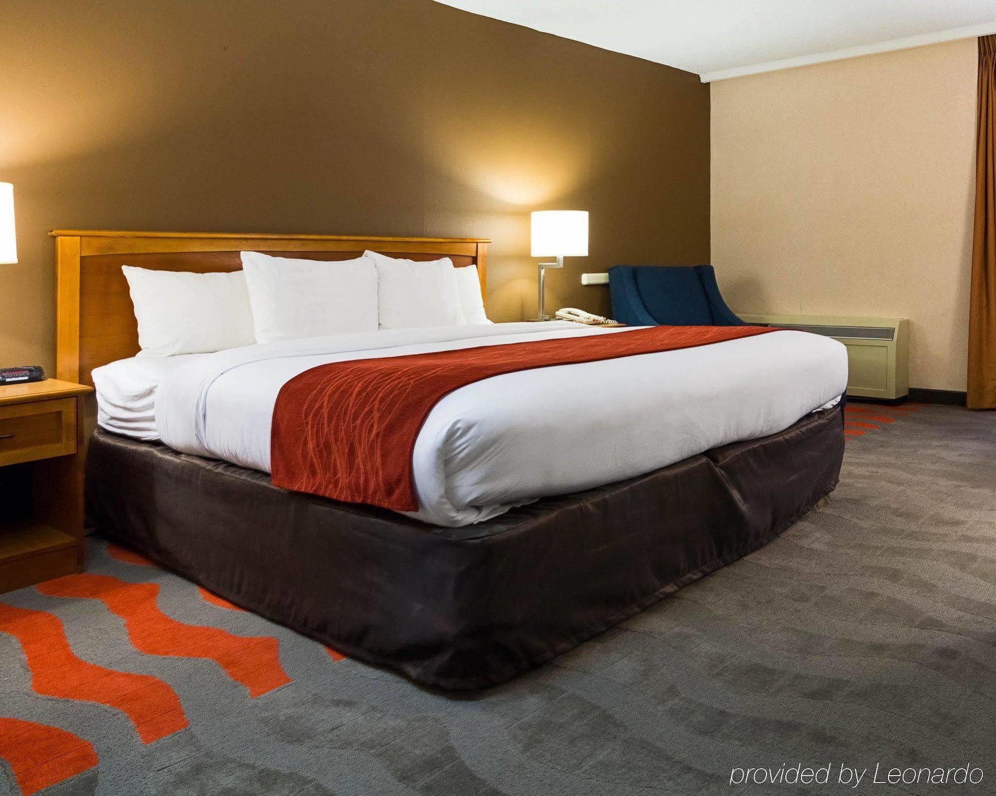 Comfort Inn & Suites Airport Syracuse Buitenkant foto