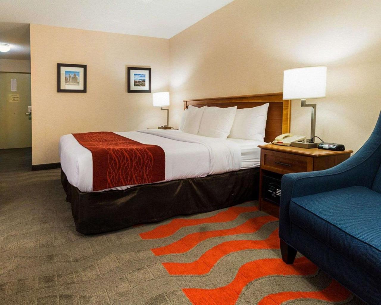 Comfort Inn & Suites Airport Syracuse Buitenkant foto