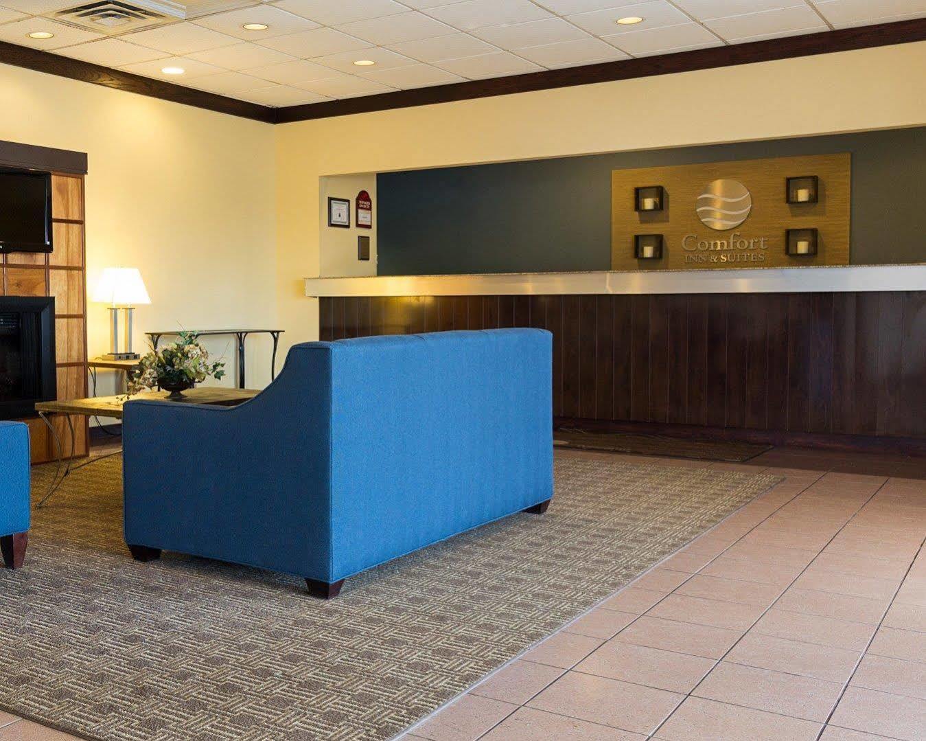 Comfort Inn & Suites Airport Syracuse Buitenkant foto